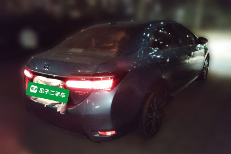 Used Toyota Corolla 2016 Dual-Engine 1.8L E-CVT Elite Edition