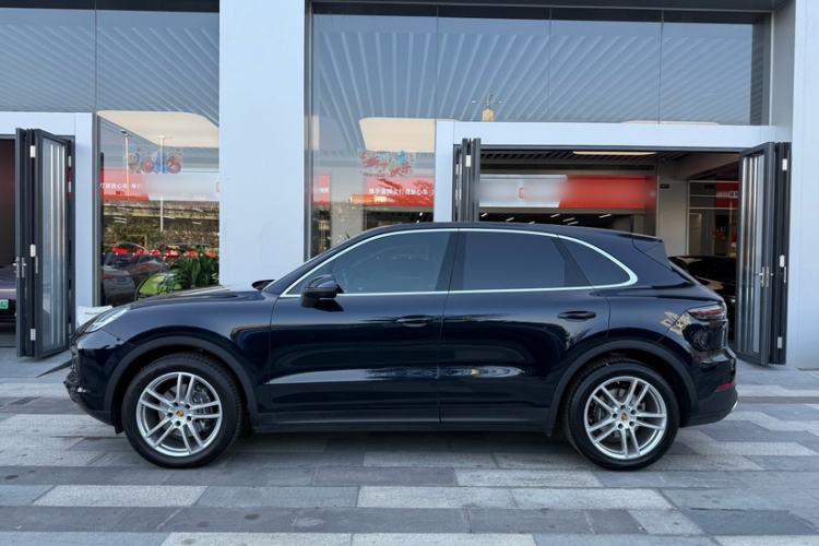 Used Porsche Cayenne 2022 Cayenne 3.0T Platinum Edition