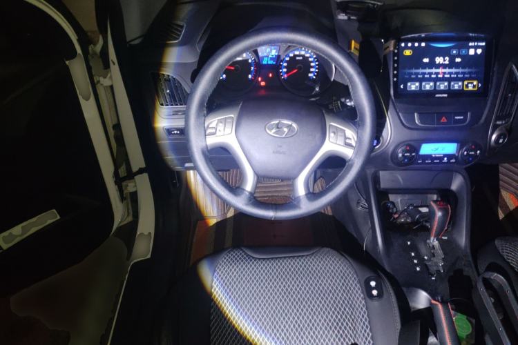 Used Hyundai ix35 2015 2.0L Automatic 2WD Smart Version China V Standard