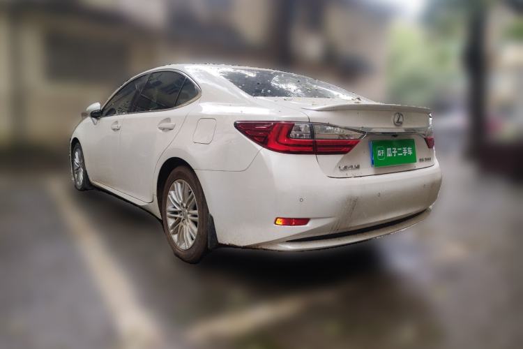 Used Lexus ES 2015 200 Elite Edition Rear Left 45 Deg