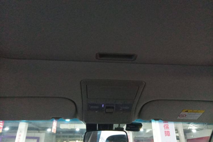 Used Chevrolet Captiva 2015 2.4L 4x4 Flagship Edition 7-Seater