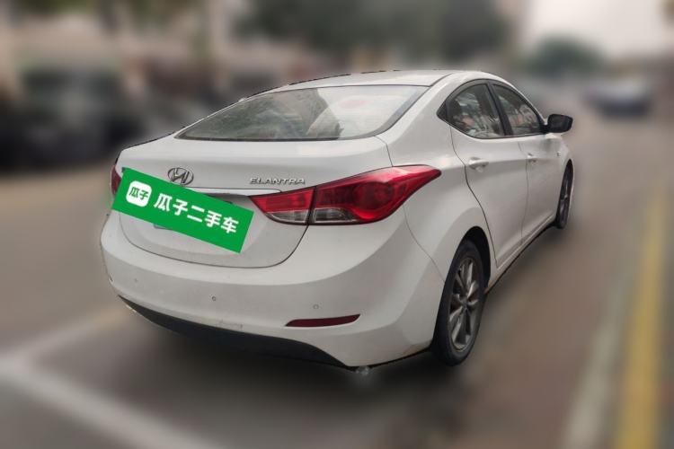 Used Hyundai Elantra (5th Generation / Langdong) 2015 1.6L Automatic Fashion Model
