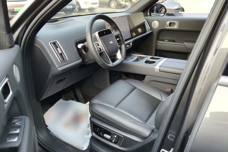 Used Li Auto L8 2024 Ultra Model
