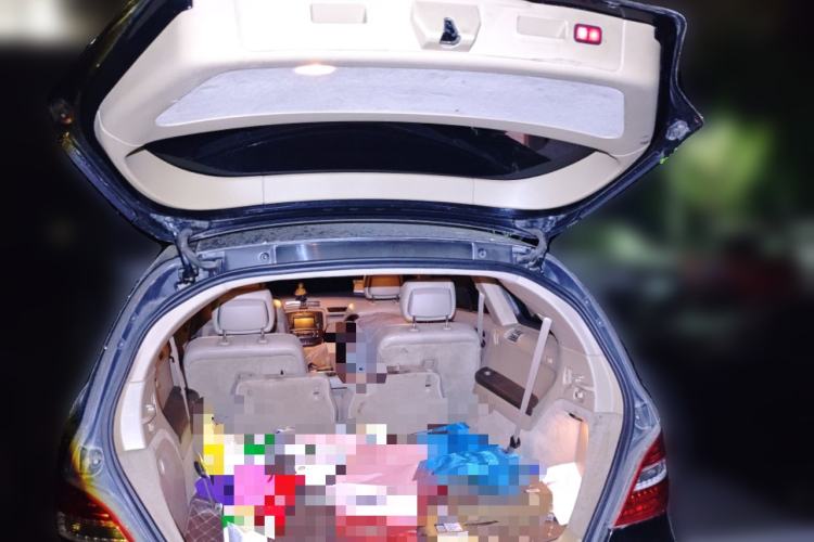 Used Mercedes-Benz R-Class 2011 R 350 L 4MATIC
