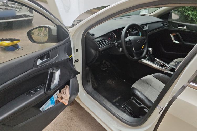 Used Peugeot 408 2014 1.8L Automatic Luxury Edition Driver Seat