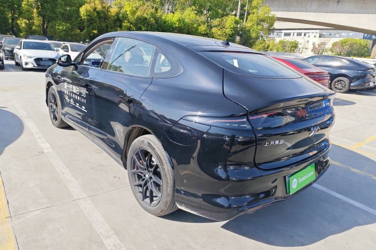 Used IM LS6 2026 Model Range-Extending 66 Max+ Exterior 2