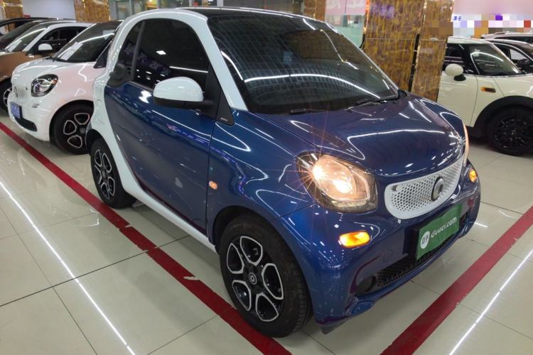 Used smart fortwo 2019 0.9T 66kW Hardtop Wind Power Edition China VI Exterior 1
