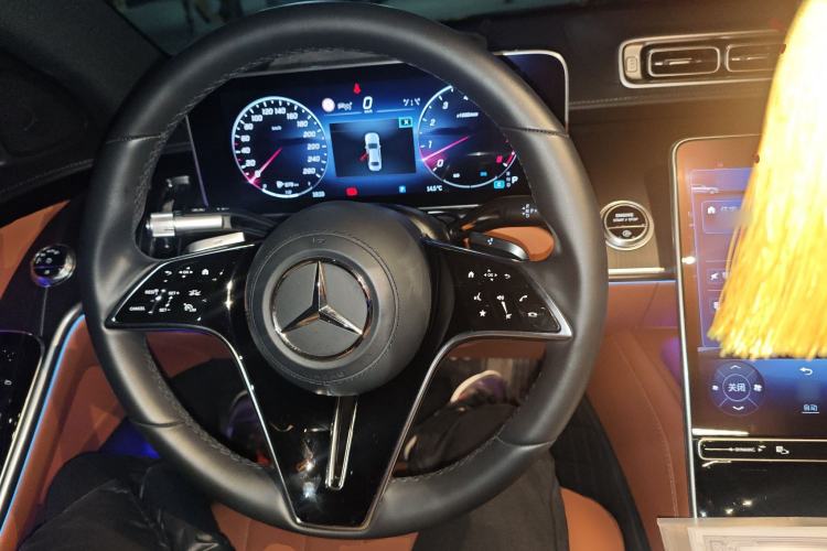 Used Mercedes-Benz S-Class 2023 S 400 L Business Model Steering Wheel