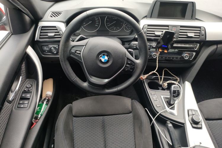 Used BMW 3 Series 2017 320i M Sport Steering Wheel