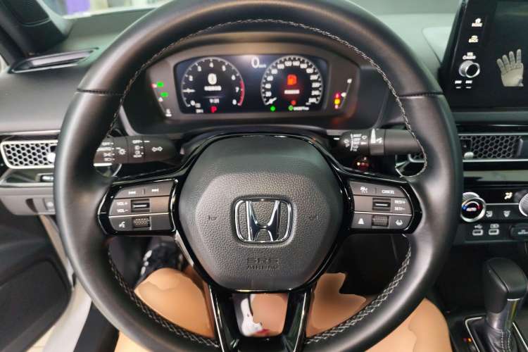 Used Honda Civic 2022 240TURBO CVT Dynamic Edition
