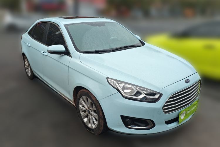 Used Ford Escort 2015 1.5L Automatic Fashion Model
