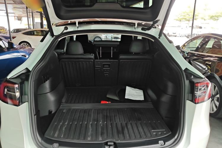 Used Tesla Model Y 2024 Rear-Wheel-Drive Version Trunk