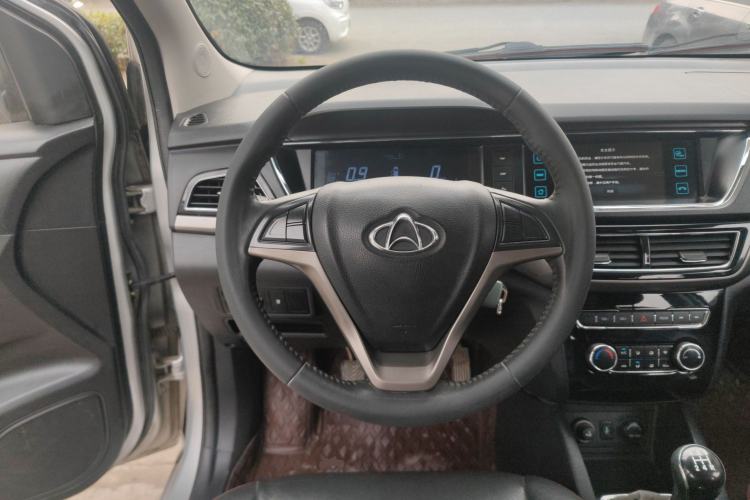 Used CHANGAN KAICHENG Oushang A600 2016 1.5L Manual Luxury 7-Seater