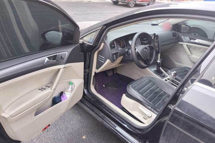 Used Volkswagen Golf 2014 1.6L Automatic Comfort Model