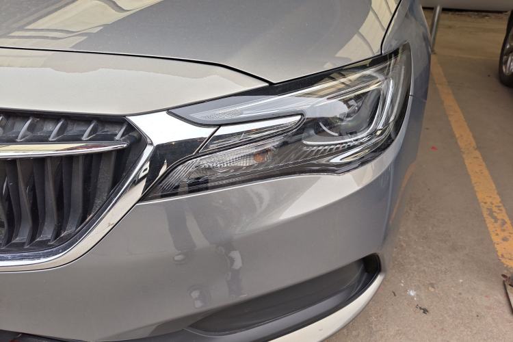 Used Buick GL6 2019 18T 6-Seater Elite Version China V Standard
