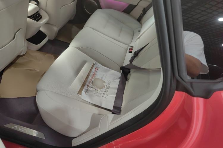 Used Avatr 06 2025 Pro Range-Extended Edition Left Rear Seat