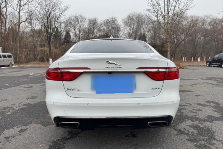 Used Jaguar XFL 2018 XFL 2.0T 250 PS Luxury Edition