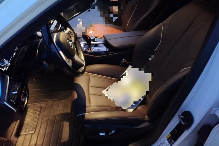 Used BMW 5 Series New Energy 2022 Restyled 535Le M Sport Package Left Front Seat