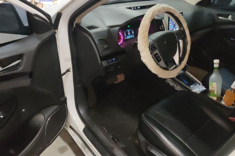 Used BYD Surui 2014 1.5TID Automatic Luxury Model
