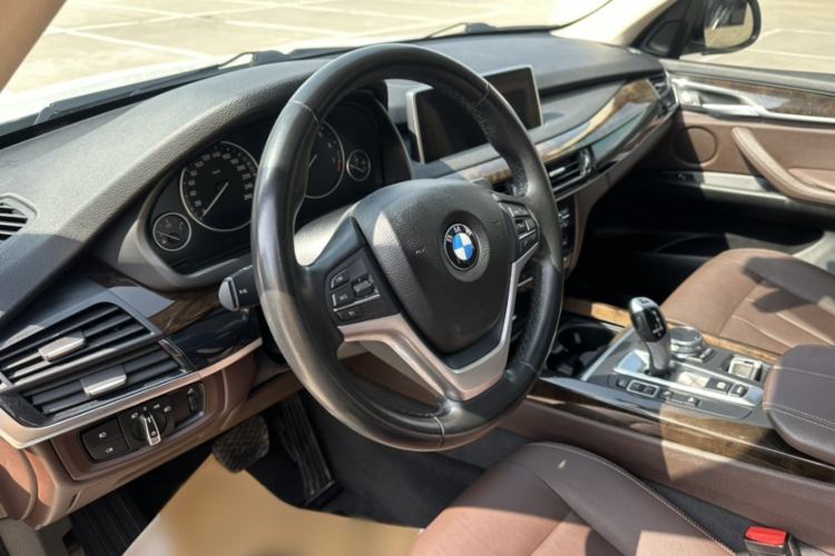 Used BMW X5 2017 xDrive28i