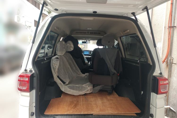 Used FORTHING Lingzhi M5 2022 Standard Version Base Model 7 Seats
