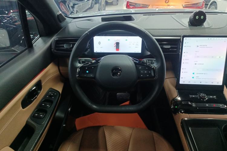 Used Nio ES8 2020 415 km Range 6-Seater Version