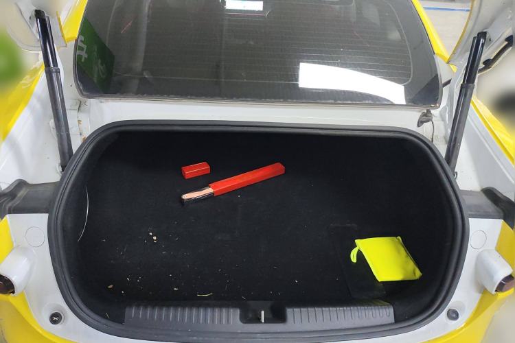 Used XPeng P7 2022 562E Performance Edition Trunk