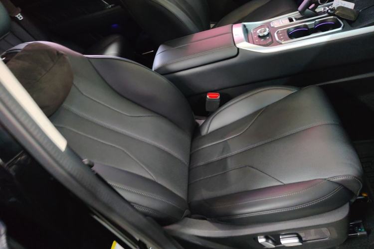 Used Tank 400 New Energy 2024 Hi4-T Off-Road Edition Right Front Seat