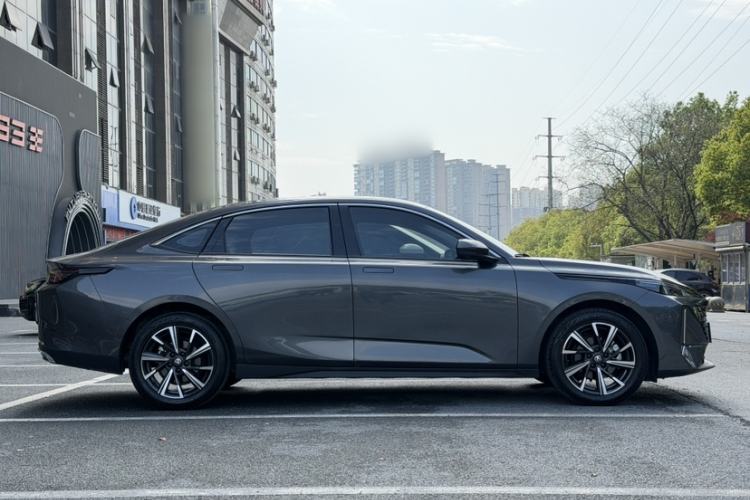 Used CHANGAN Eado 2024 1.5T GDI Automatic Prestige Edition Exterior 5