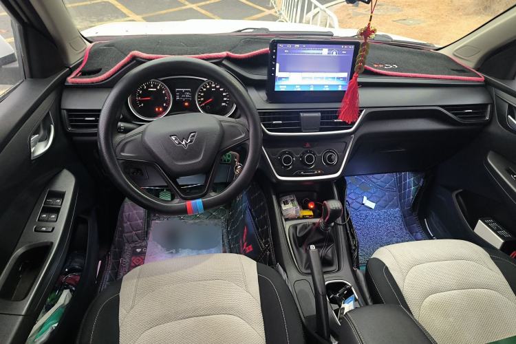 Used Wuling Hongguang S3 2019 1.5L Manual Standard Version China VI Standard