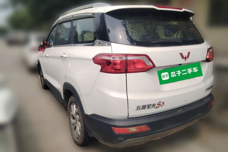 Used Wuling Hongguang S3 2018 1.5T Manual Luxury Model China V Standard