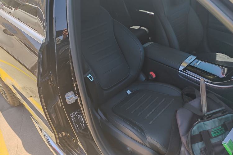 Used Mercedes-Benz C-Class 2025 Facelift C 260 L Sport Edition Right Front Seat