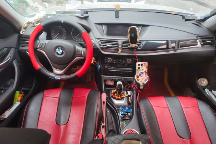 Used BMW X1 2015 sDrive18i Leading Edition
