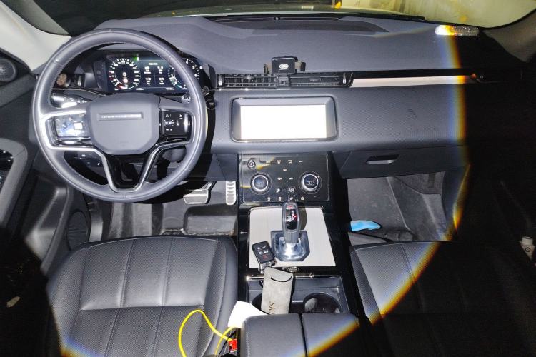 Used Land Rover Range Evoque 2021 Range Rover Velar 249 PS R-Dynamic S Performance Edition Center Console