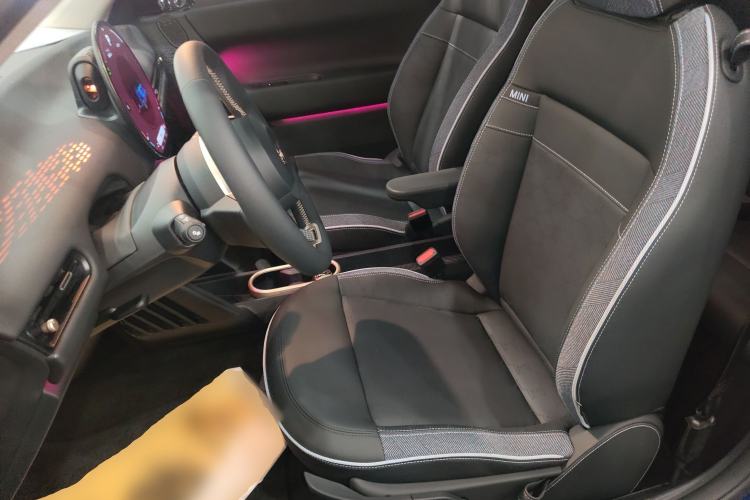 Used MINI Electric COOPER 2024 456km COOPER E Classic Edition Left Front Seat