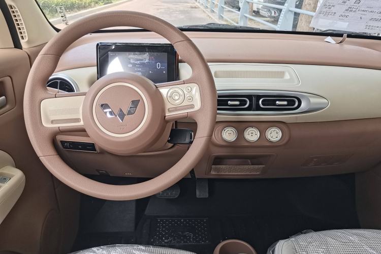 Used Wuling Hongguang MINIEV 2025 Four-Door Version Advanced Edition