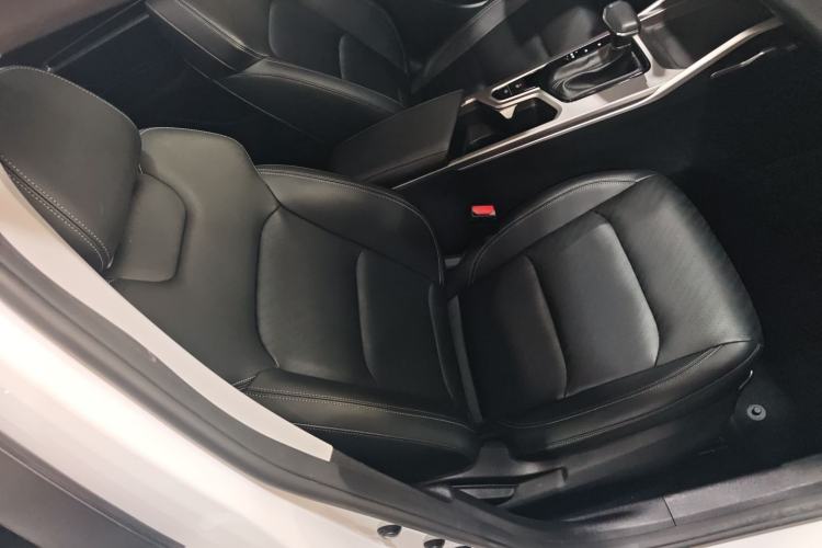 Used Geely Auto Emgrand 2023 4th Generation Champion Edition 1.5L CVT Prestige Model Right Front Seat