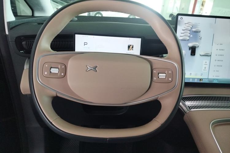 Used XPeng X9 2024 702 Ultra-Long Range Pro