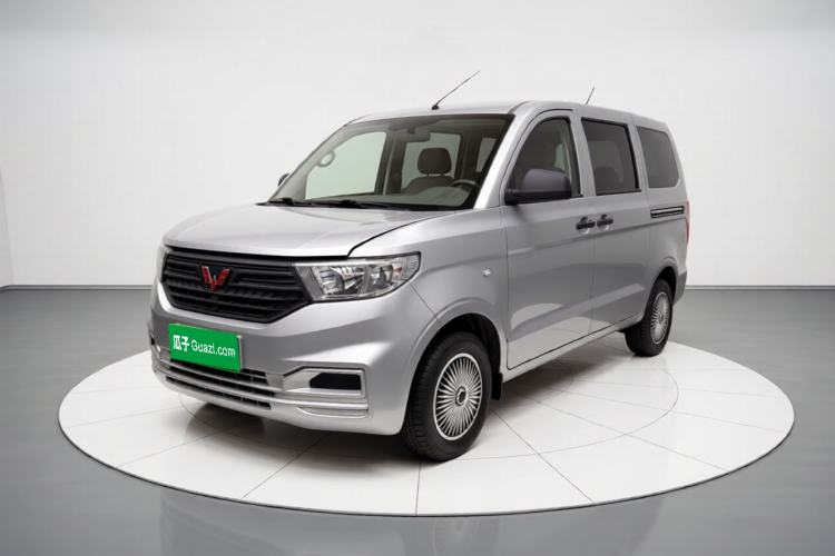 Used Wuling Hongguang V 2022 1.5L Jingqu Version Hydraulic Power Steering LAR