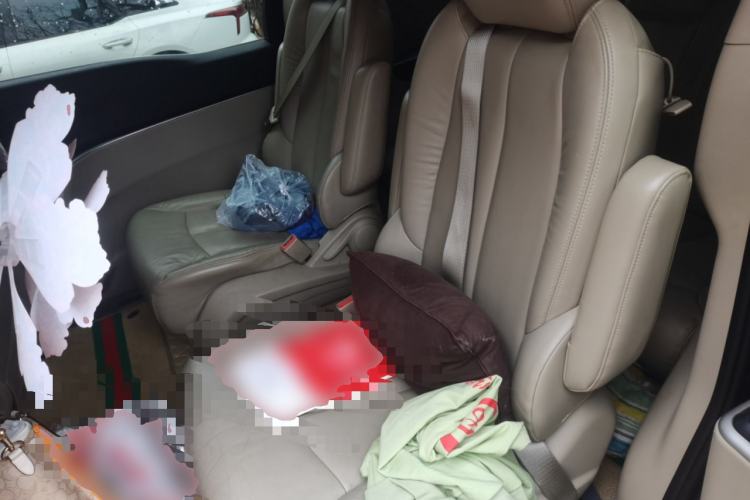 Used Buick GL8 2015 2.4L Luxury Business Premium Edition Left Rear Seat