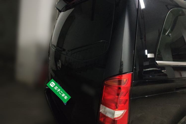 Used Mercedes-Benz Vito 2024 2.0T Elite Version 7 Seats Rear Right 45 Deg