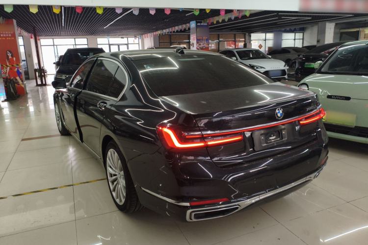 Used BMW 7 Series 2021 730Li Luxury Package Rear Left 45 Deg