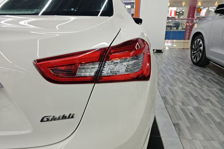 Used Maserati Ghibli 2019 3.0T Standard Version China VI Right Rear Taillight