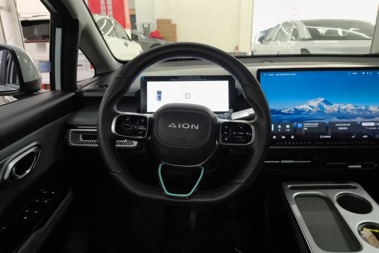 Used AION Y 2023 Younger Star Edition
