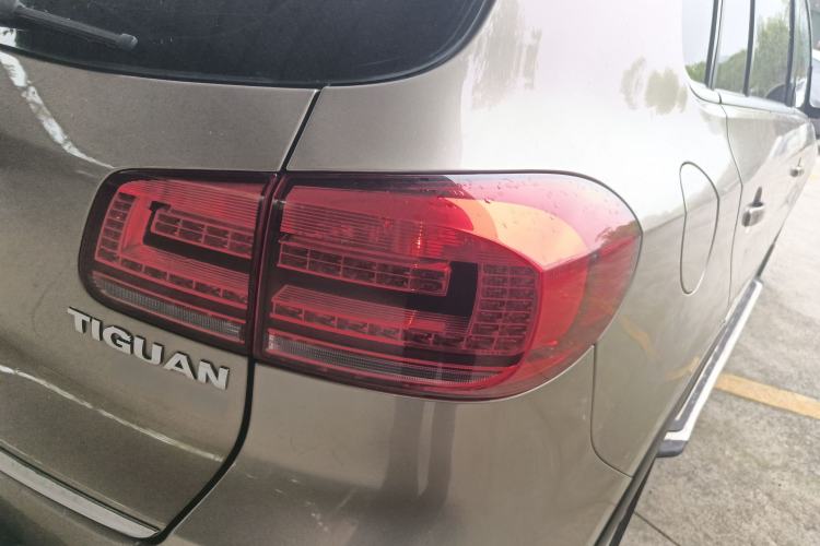 Used Volkswagen Tiguan 2016 300TSI Automatic Two-Wheel Drive Luxury Edition Right Rear Taillight