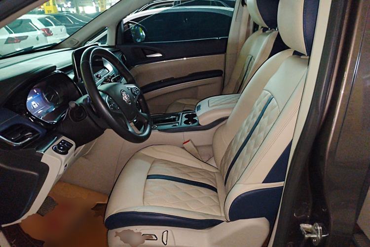 Used Buick GL8 2020 Land Business Class 652T Luxury Model
