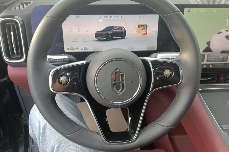 Used Hima AITO M8 2025 Extended-Range Ultra Version 53.4 kWh 5-Seater Edition Steering Wheel