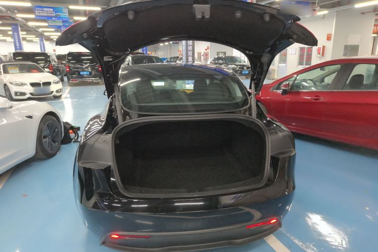 Used Tesla Model 3 2023 Rear-Wheel-Drive Version Trunk