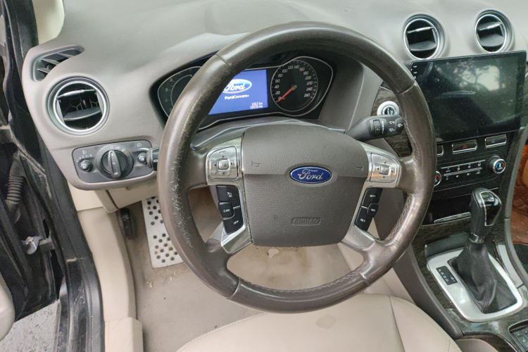 Used Ford Mondeo 2011 2.3L Luxury Model