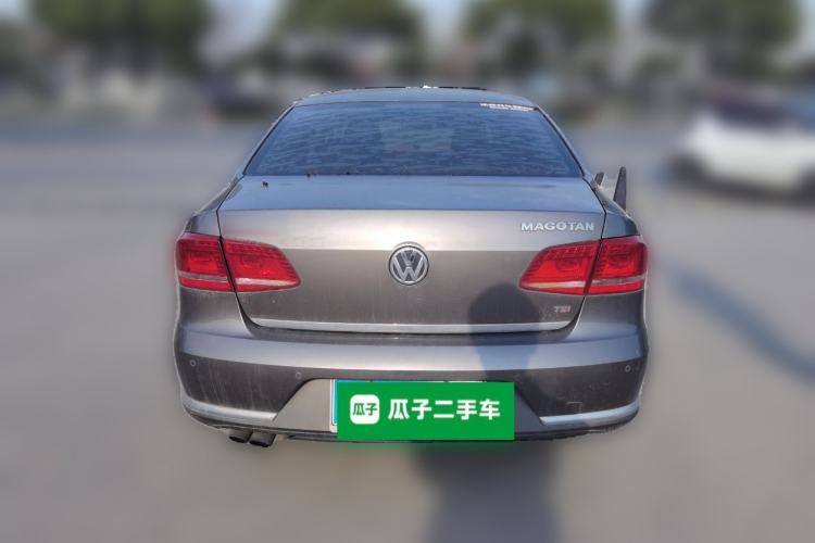 Used Volkswagen Magotan 2015 Facelift 1.8TSI Luxury Model
